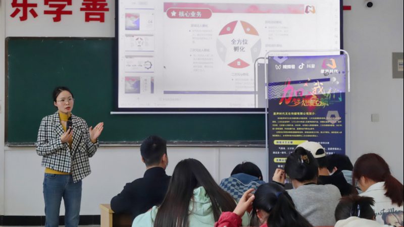 自然类纪录片拍摄：器材清单背后的秘密**